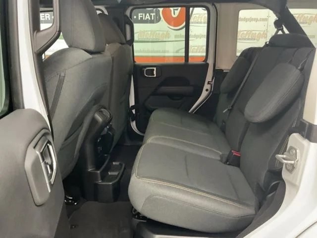 2025 Jeep Wrangler 4xe Sahara 4x4 - Image 10