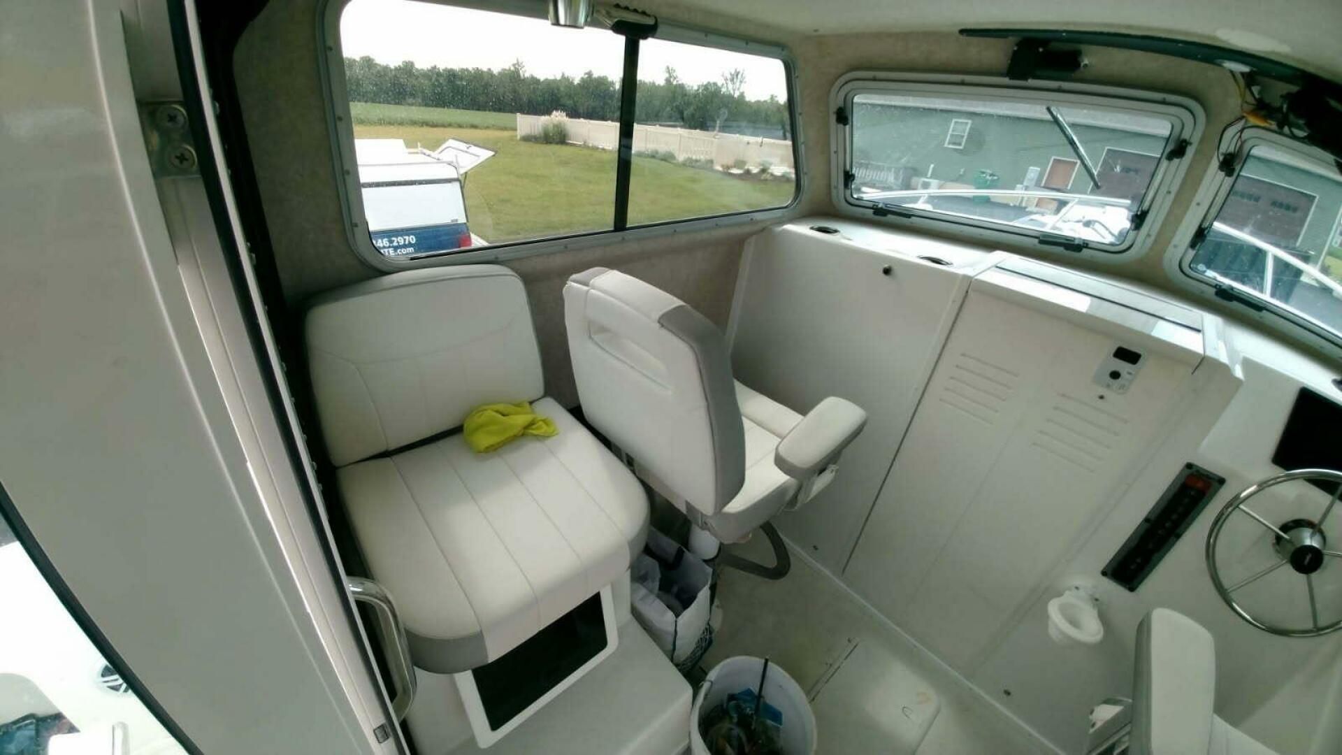2024 Parker 2820 XLD Sport Cabin - Image 16