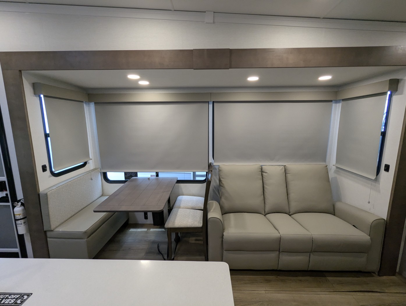 2026 Alliance RV Avenue 32RLS - Image 20
