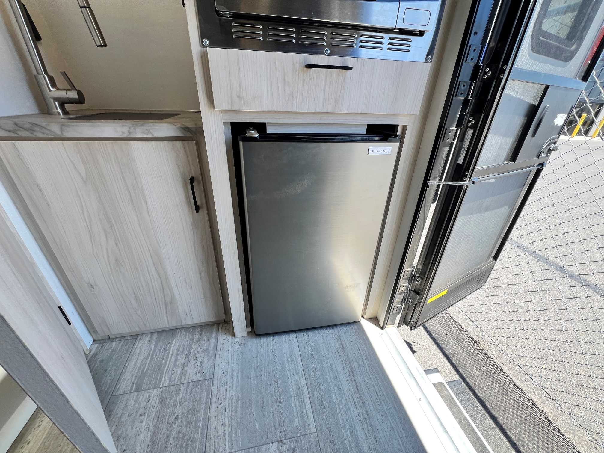 2023 Winnebago Hike 100 1316TB - Image 13