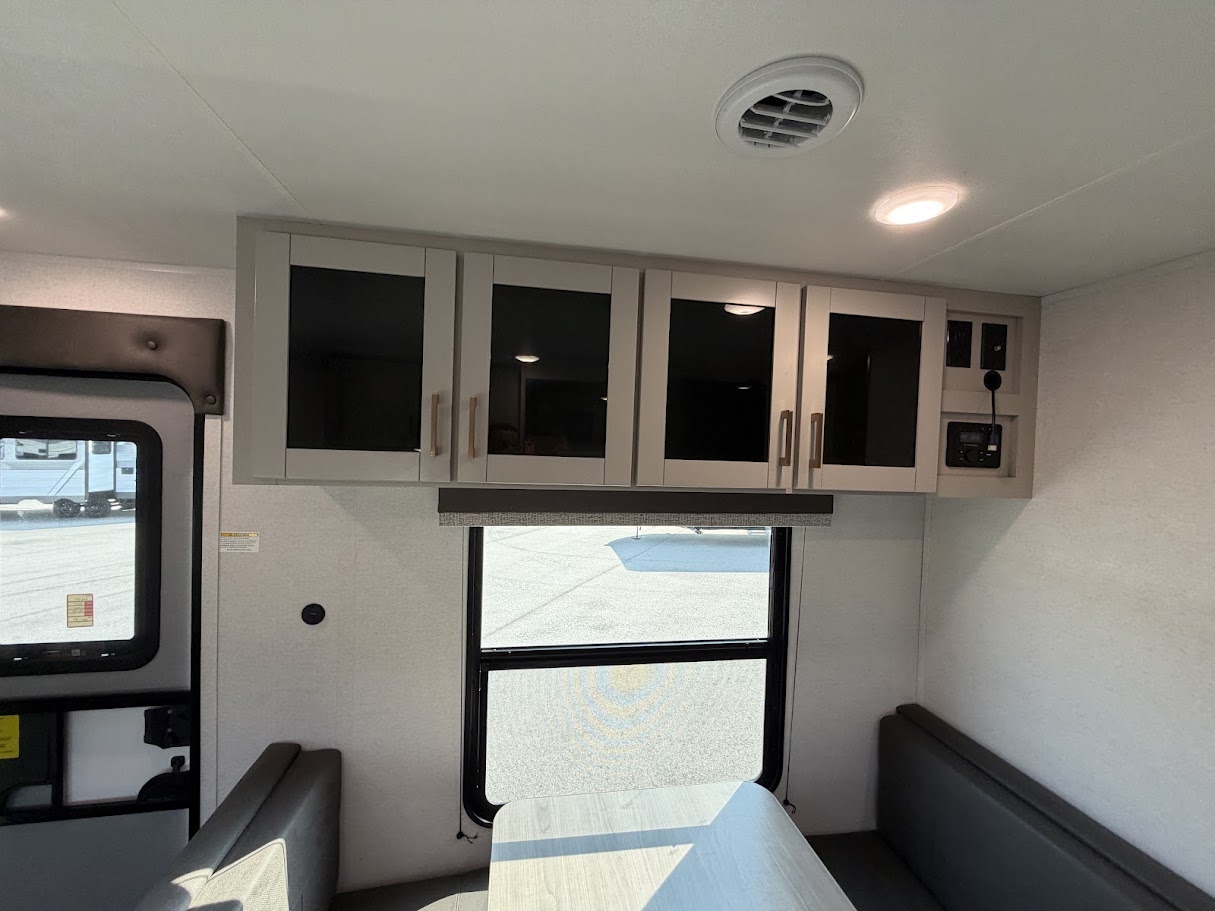 2027 Jayco Jay Flight SLX 260BH - Image 16