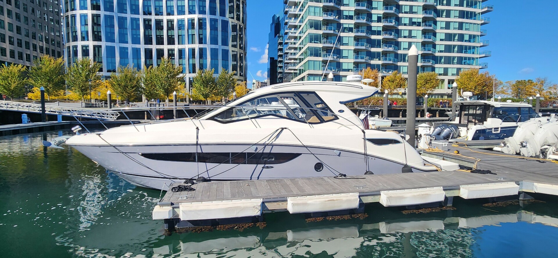 2019 Sea Ray Coupe - Image 1