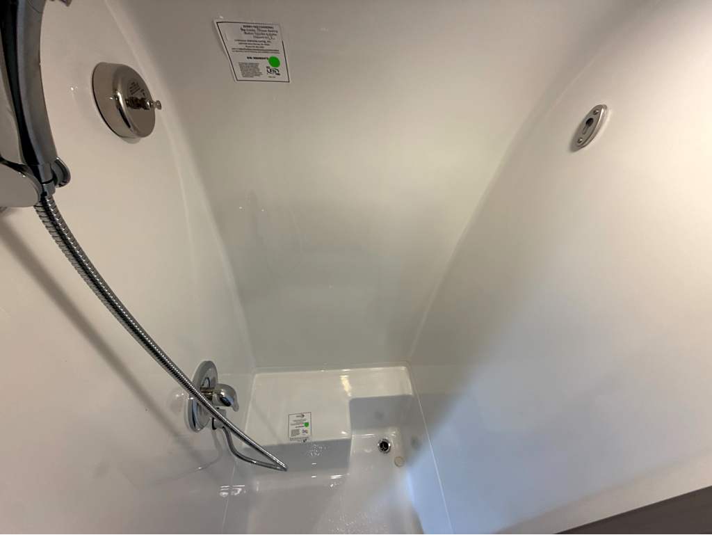 2026 Airstream International 25FB - Image 32