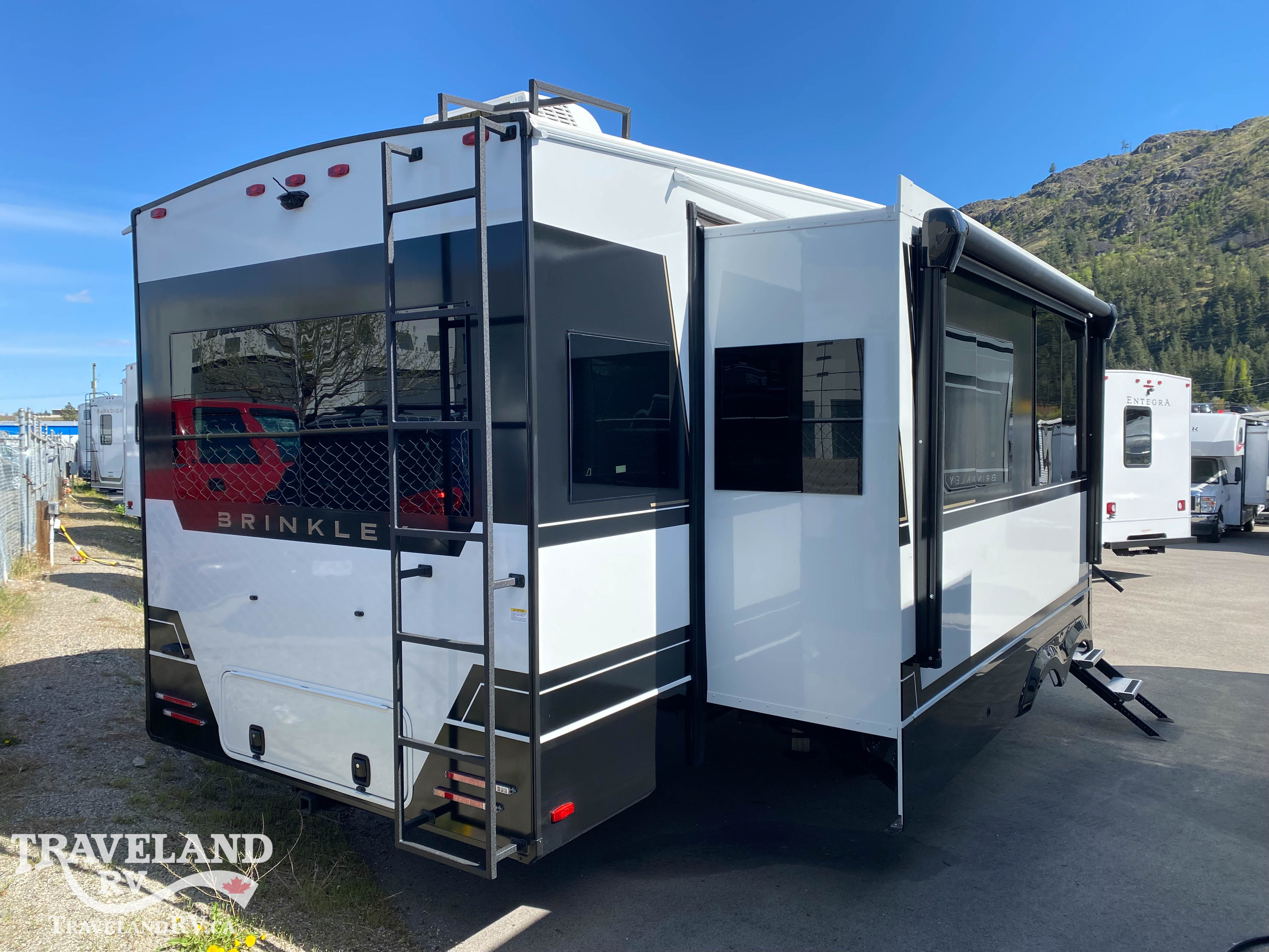 2026 Brinkley RV Model Z 2900 - Image 4