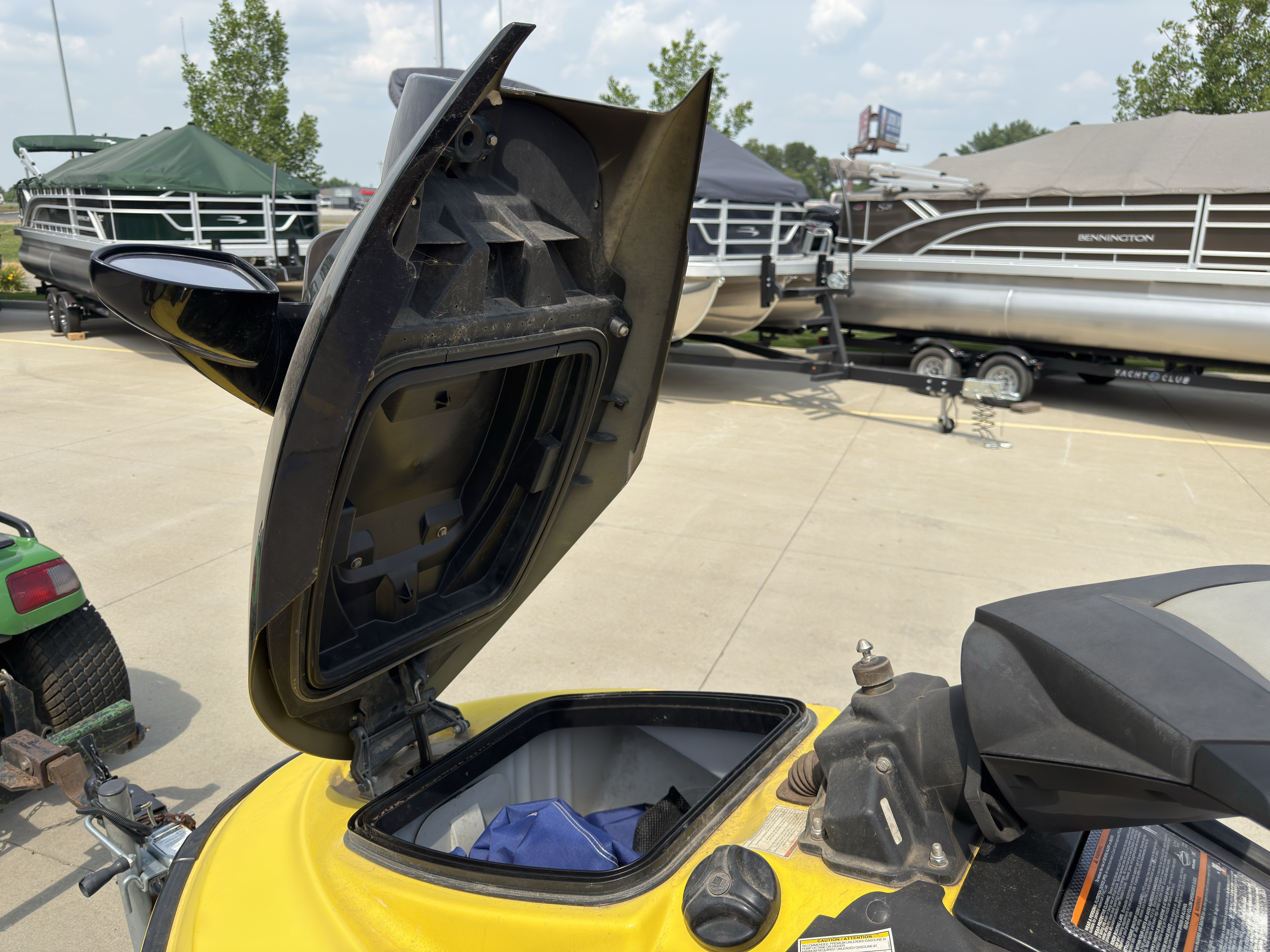 2004 Sea-Doo GTX - Image 9
