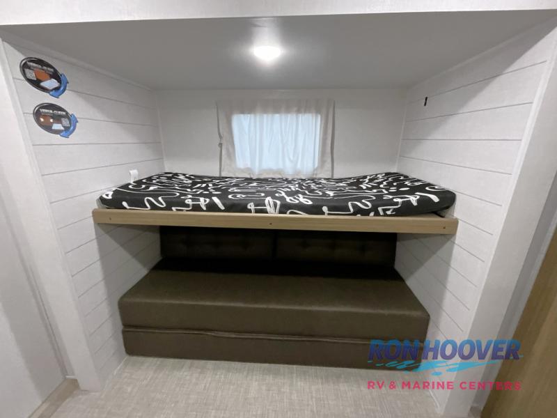 2026 FOREST RIVER 33TS - Image 29