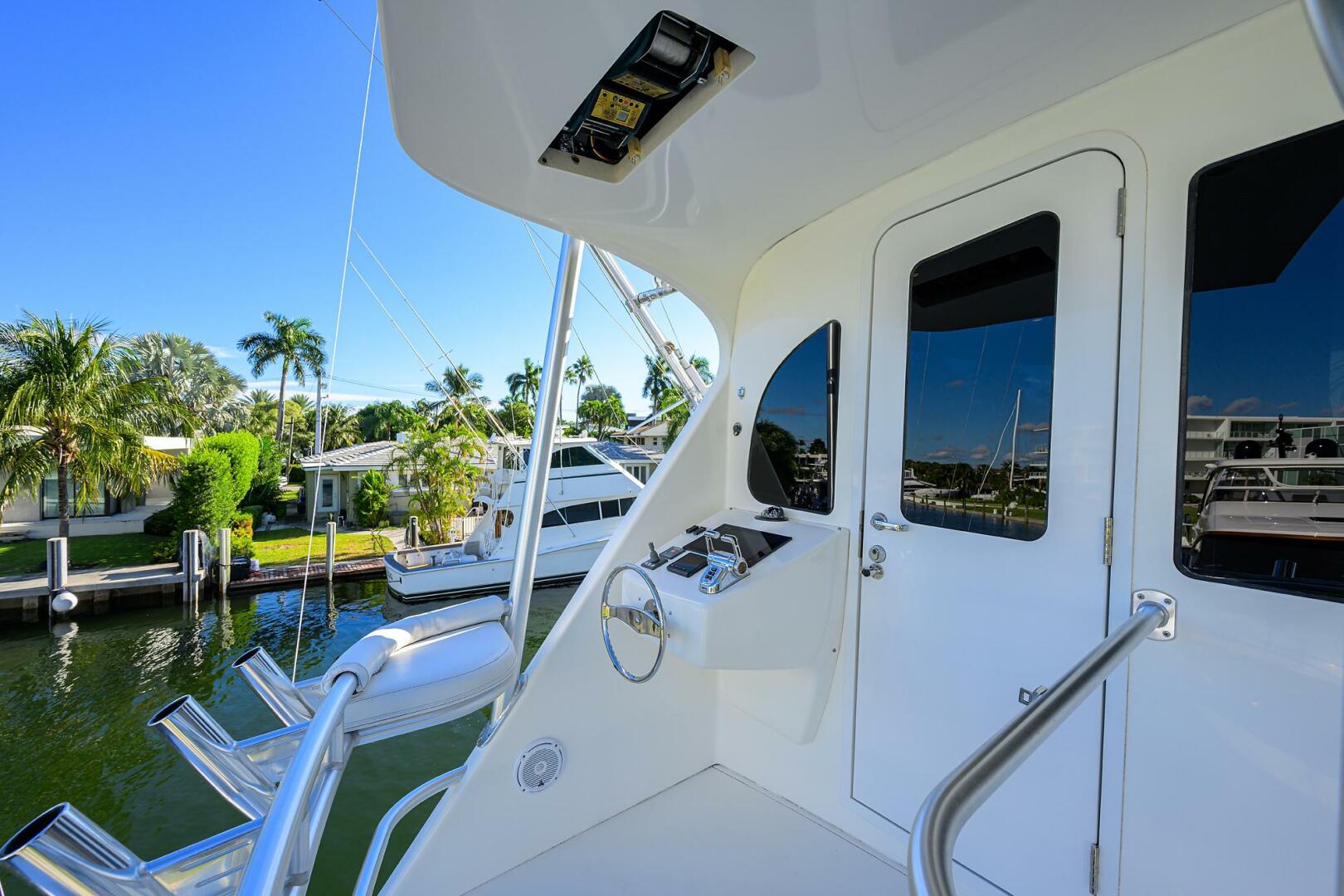 2014 Viking 76 Enclosed Bridge - Image 53