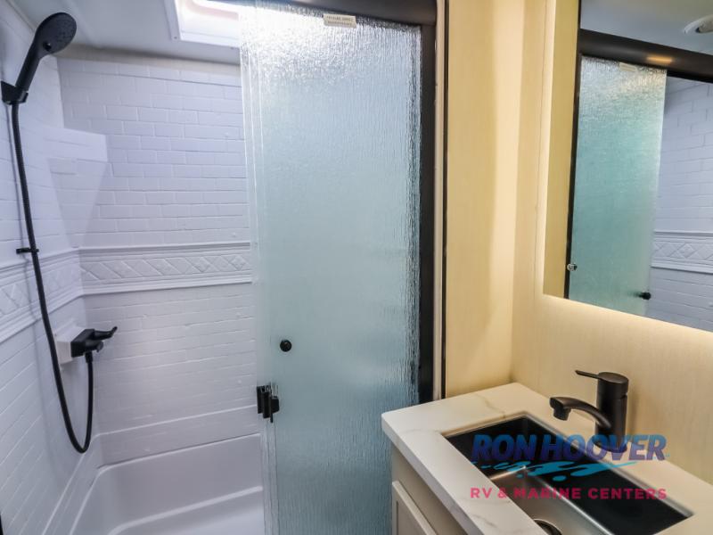 2026 FOREST RIVER 38BNB - Image 26