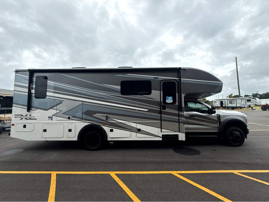 2027 JAYCO GREYHAWK XL 32U - Image 35