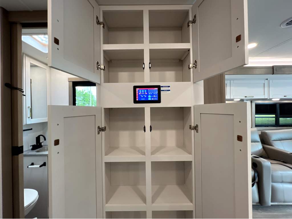 2027 JAYCO PRECEPT 36C - Image 32
