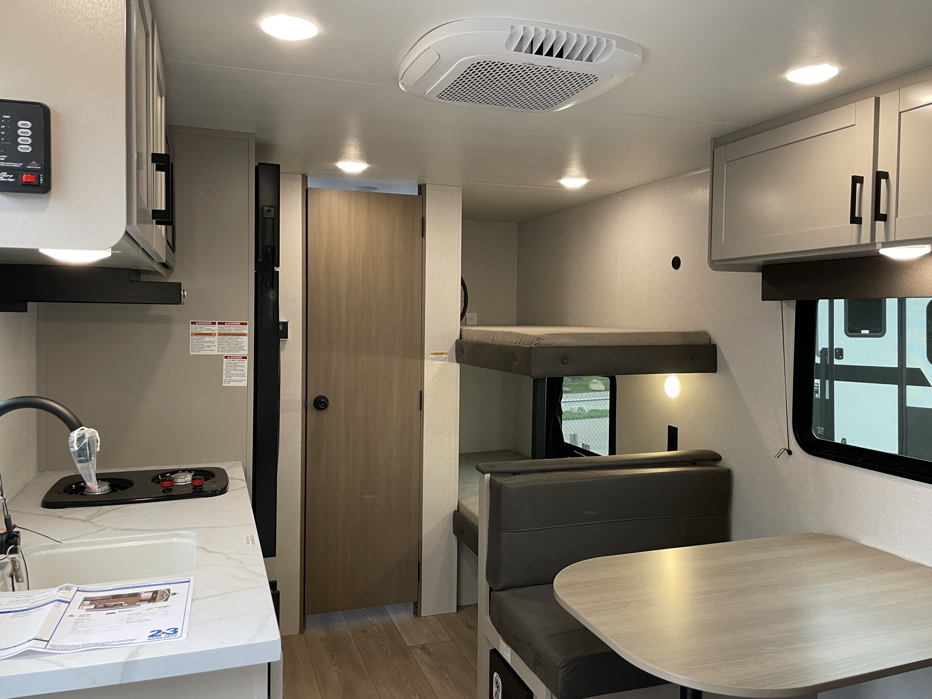 2027 Jayco Jay Flight 175BH - Image 6