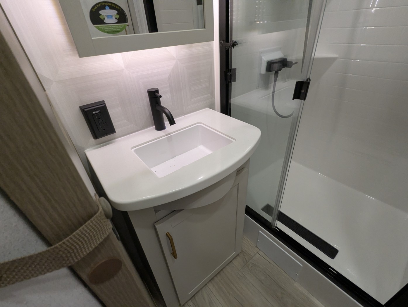 2027 Forest River Rockwood Signature 290SFK - Image 33
