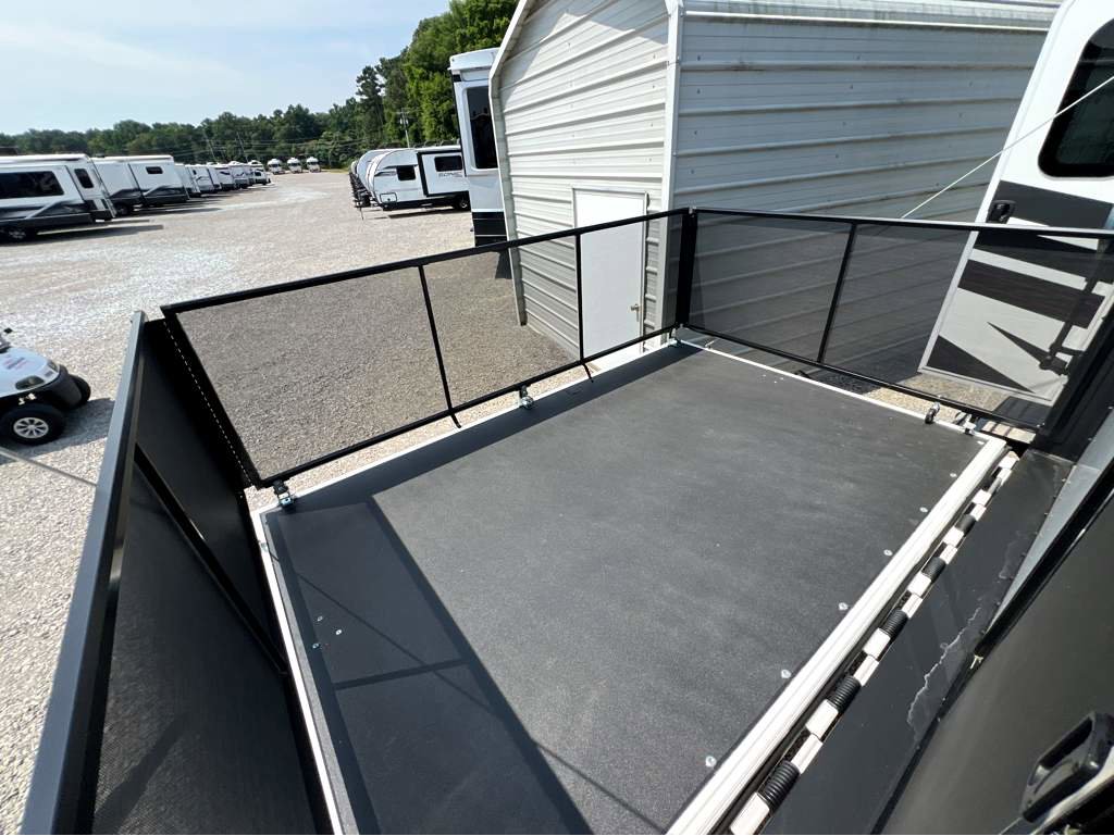 2025 JAYCO SEISMIC 4113 - Image 22