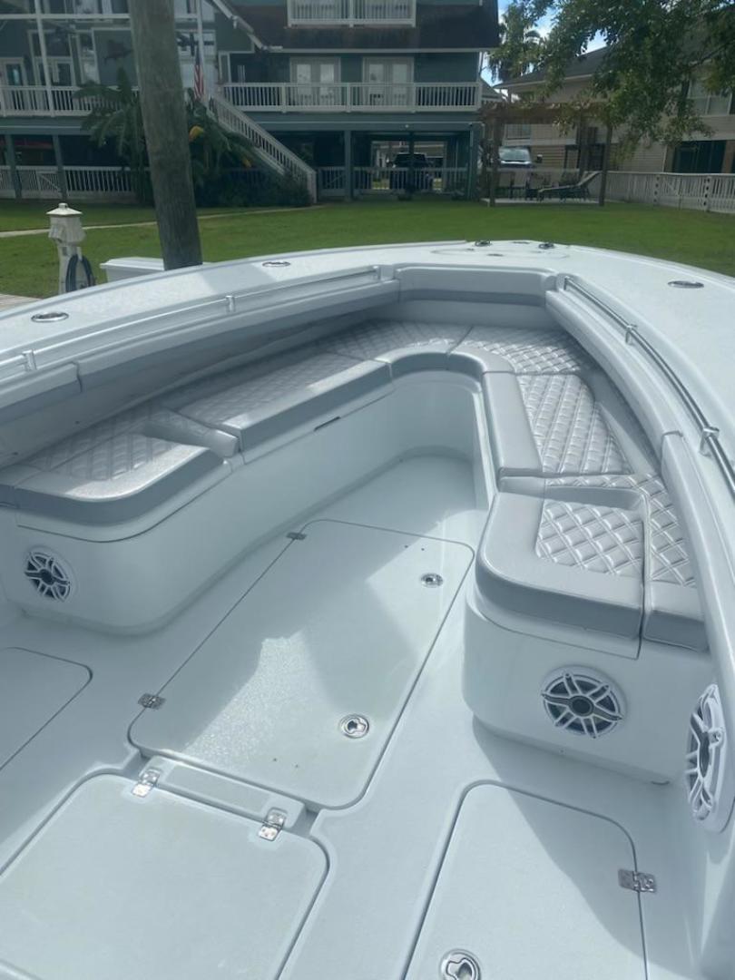 2022 Yellowfin Center Console - Image 3