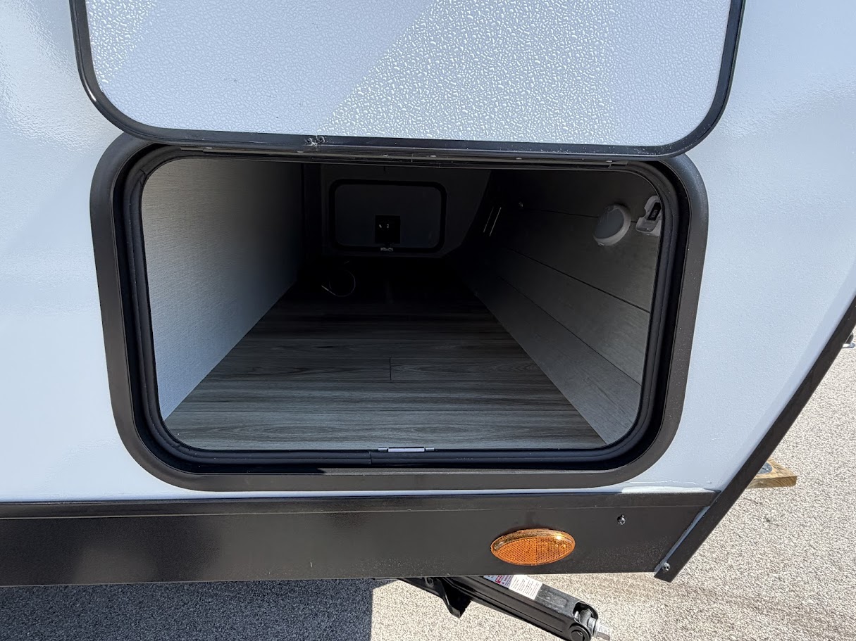2026 VENTURE RV SPORTTREK STINGER 222VUD - Image 7
