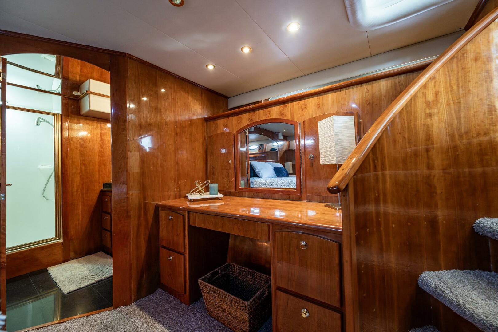 2001 Navigator 61 Pilothouse - Image 30