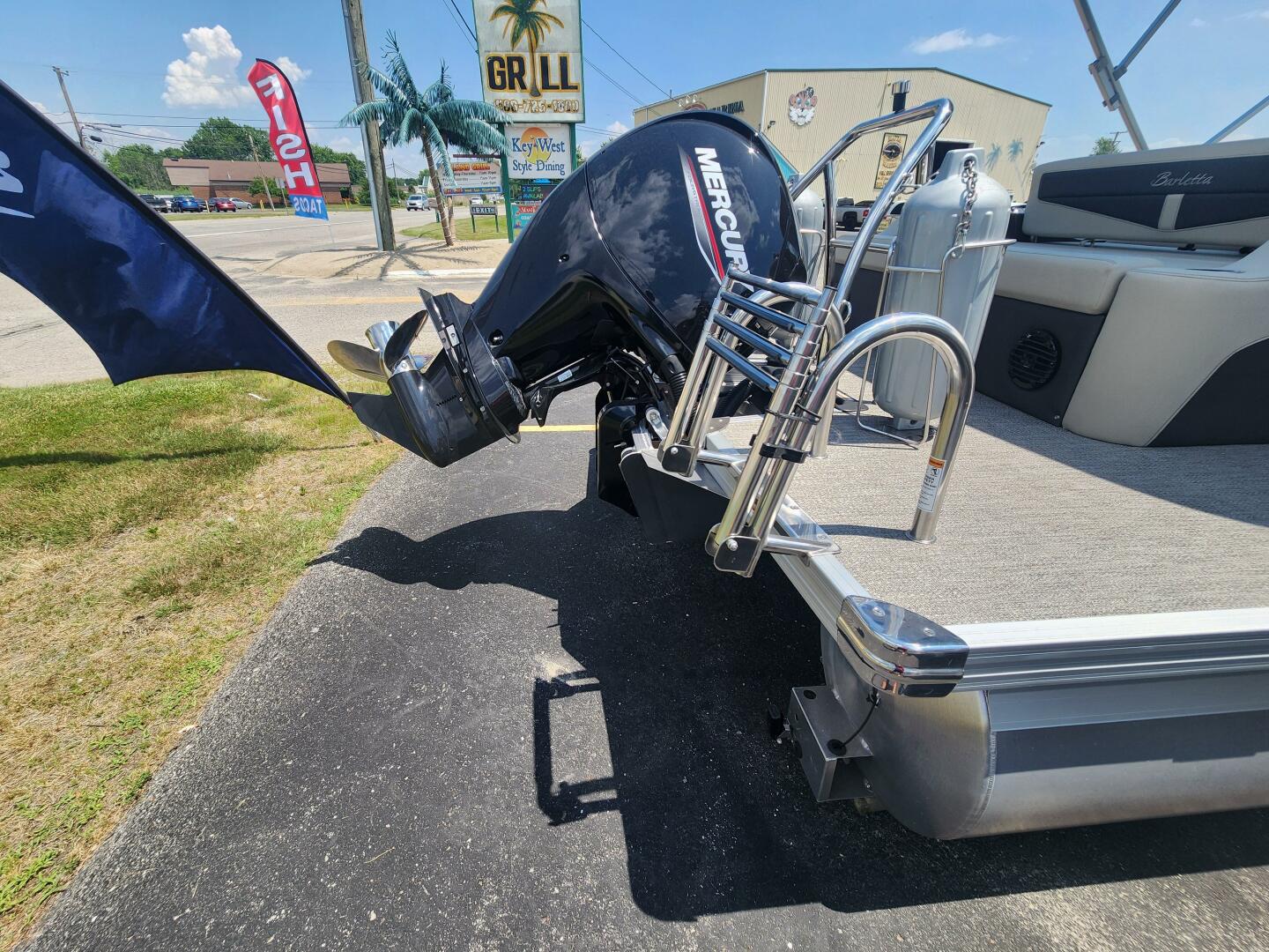 2022 Barletta 22UC - Image 18