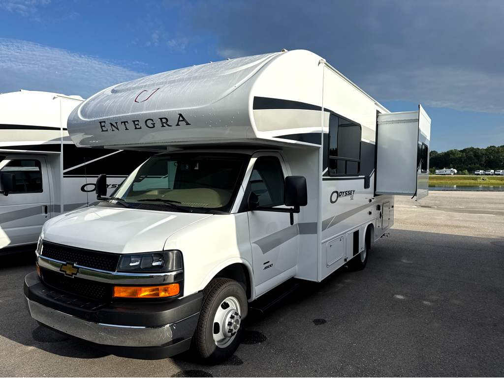 2027 ENTEGRA COACH ODYSSEY SE 22C - Image 3