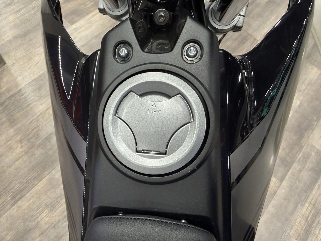 2026 Yamaha WR125R - Image 24