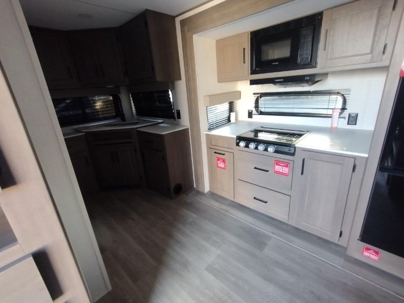 2026 Grand Design Transcend XPLOR 25MLX - Image 4