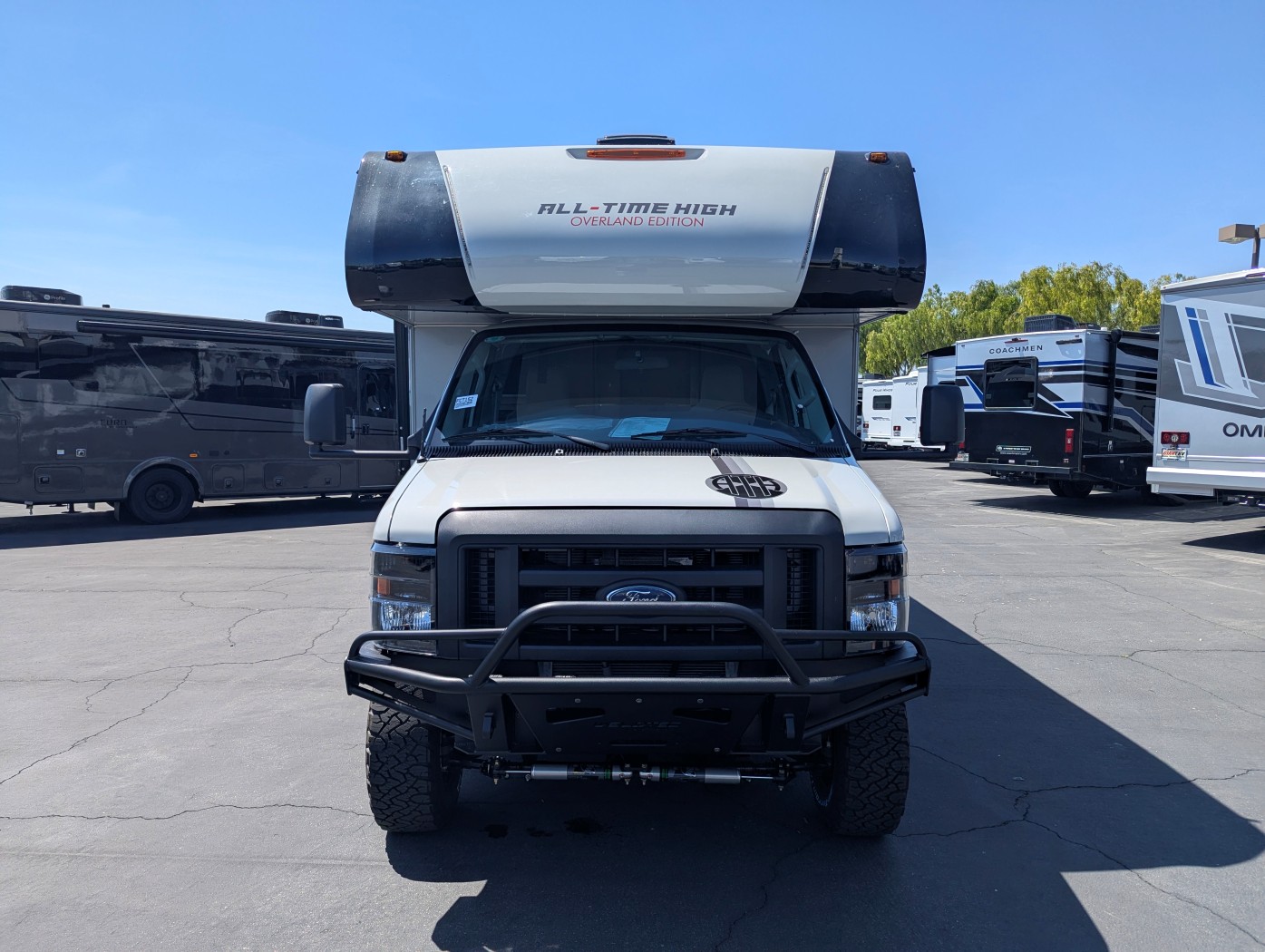 2026 Coachmen Cross Trail 22XG - 4X4 ATH - Image 2