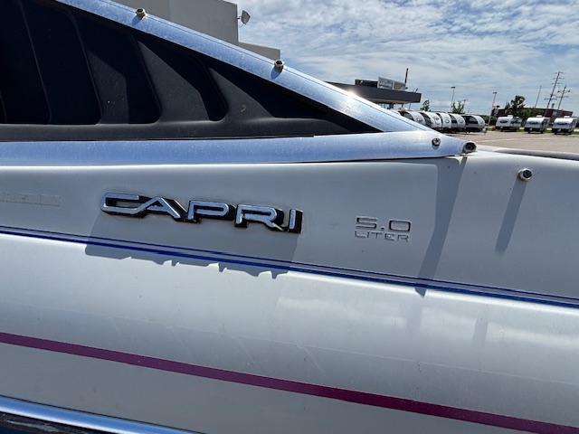 1989 Bayliner 2050 - Image 3