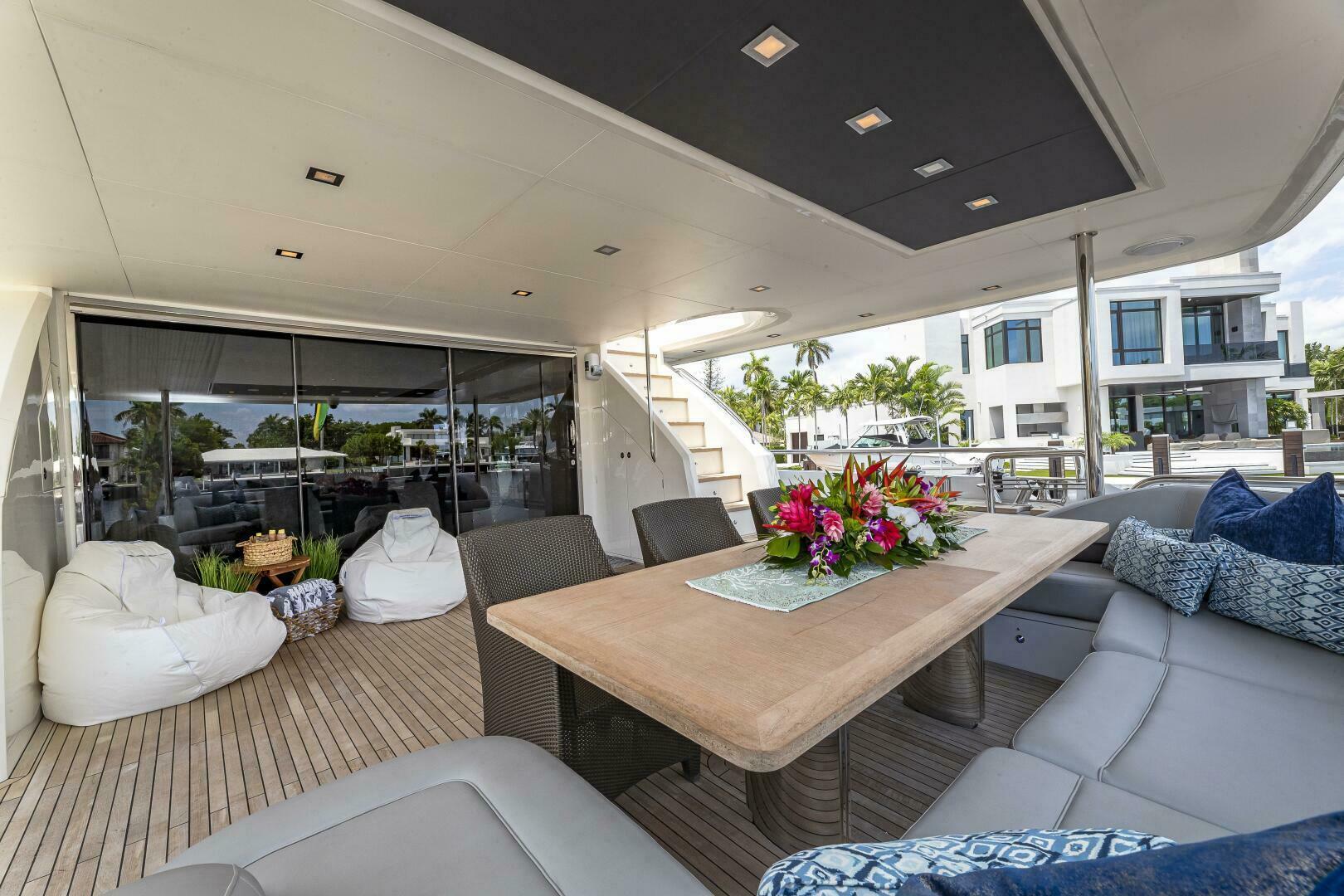 2012 Princess 32M - Image 68