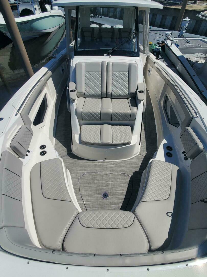 2023 Pursuit S 378 Sport - Image 29