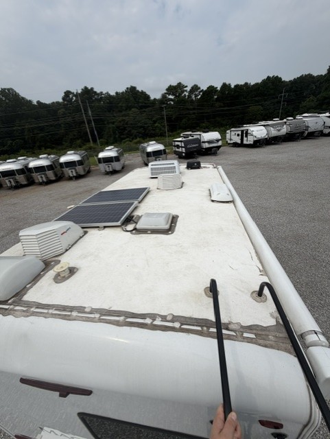 2022 Thor Motor Coach MAGNITUDE GA22 - Image 25