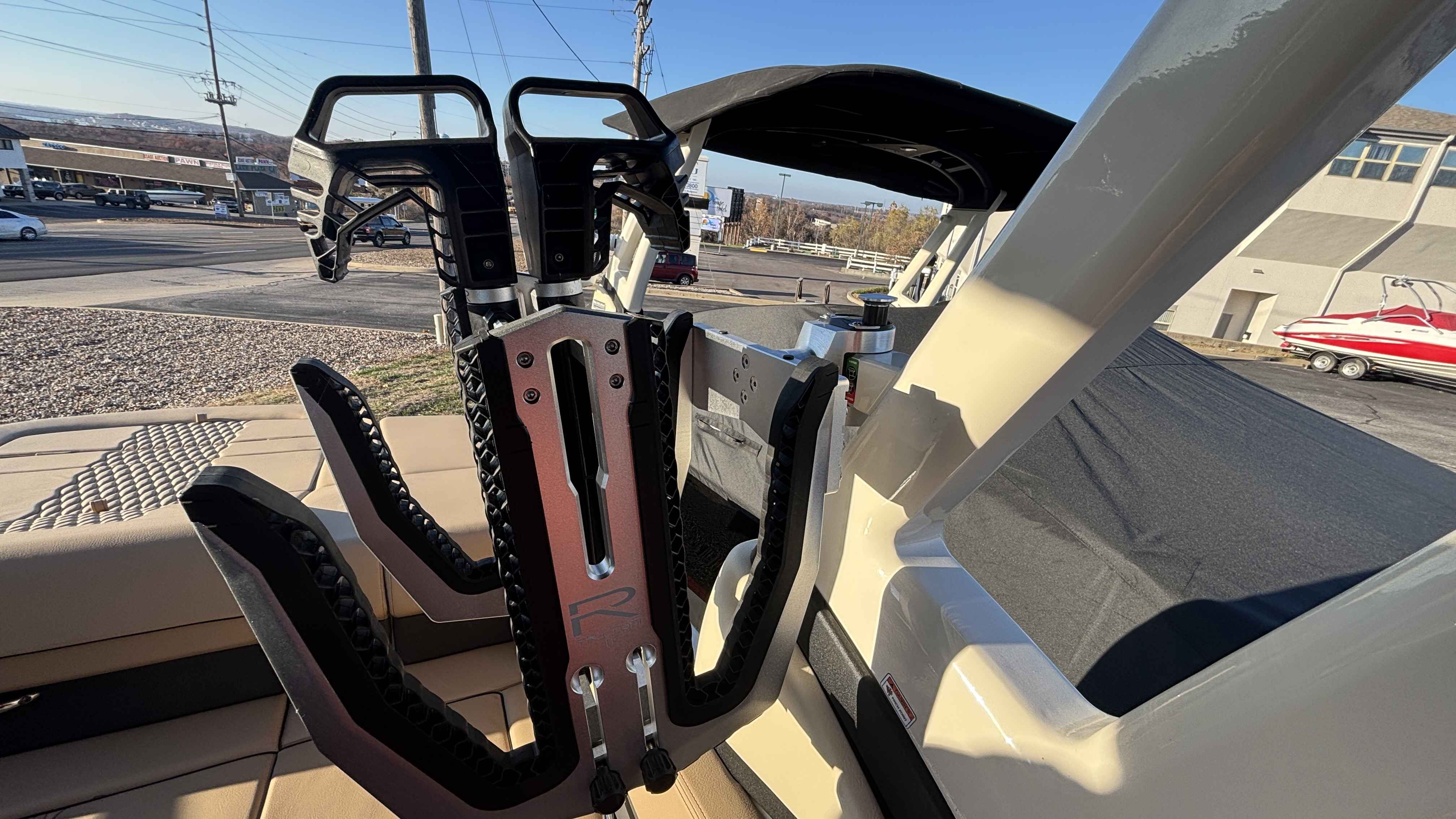 2026 Chris Craft SPORTSTER 28 Sterndrive - Image 53