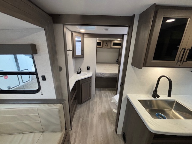 2026 Grand Design Transcend 305BHT - Image 19