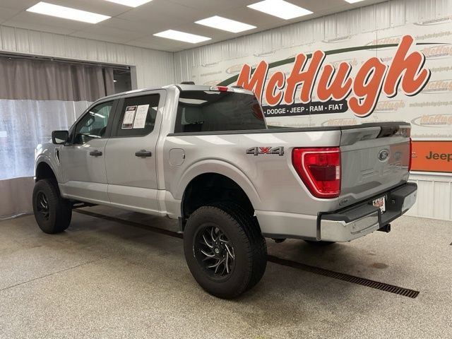 2023 Ford F-150 Crew Cab XLT 4WD - Image 11