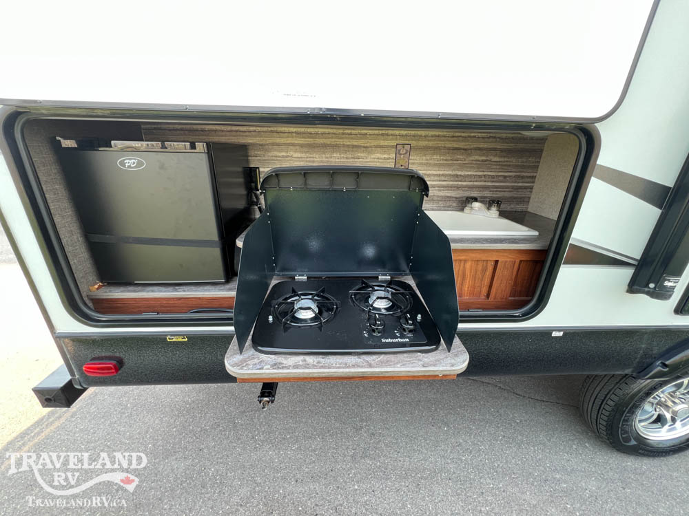 2018 Heartland Wilderness WD 2475BH - Image 12