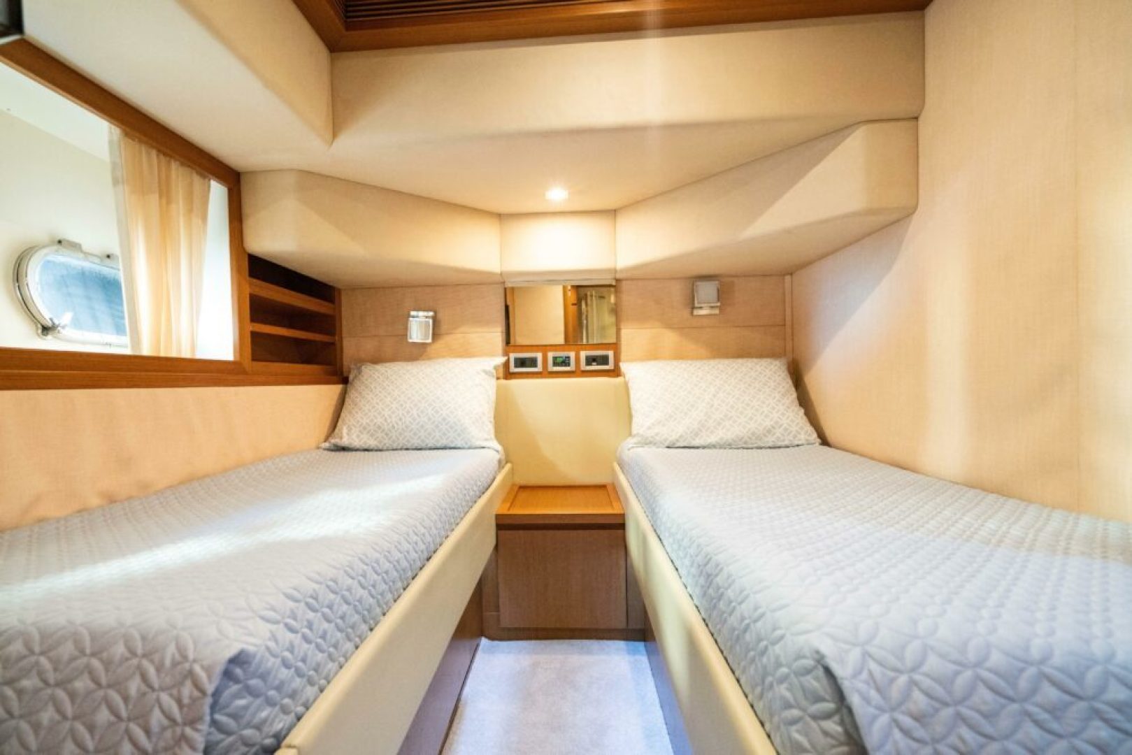 2007 Ferretti Yachts Ferretti Yachts Ferretti 780 Base - Image 31