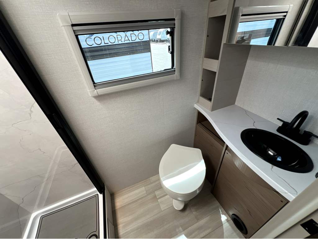 2025 GRAND DESIGN SERENOVA 150HL - Image 15