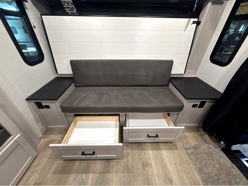 2026 JAYCO JAY FEATHER AIR 19MBS - Image 19