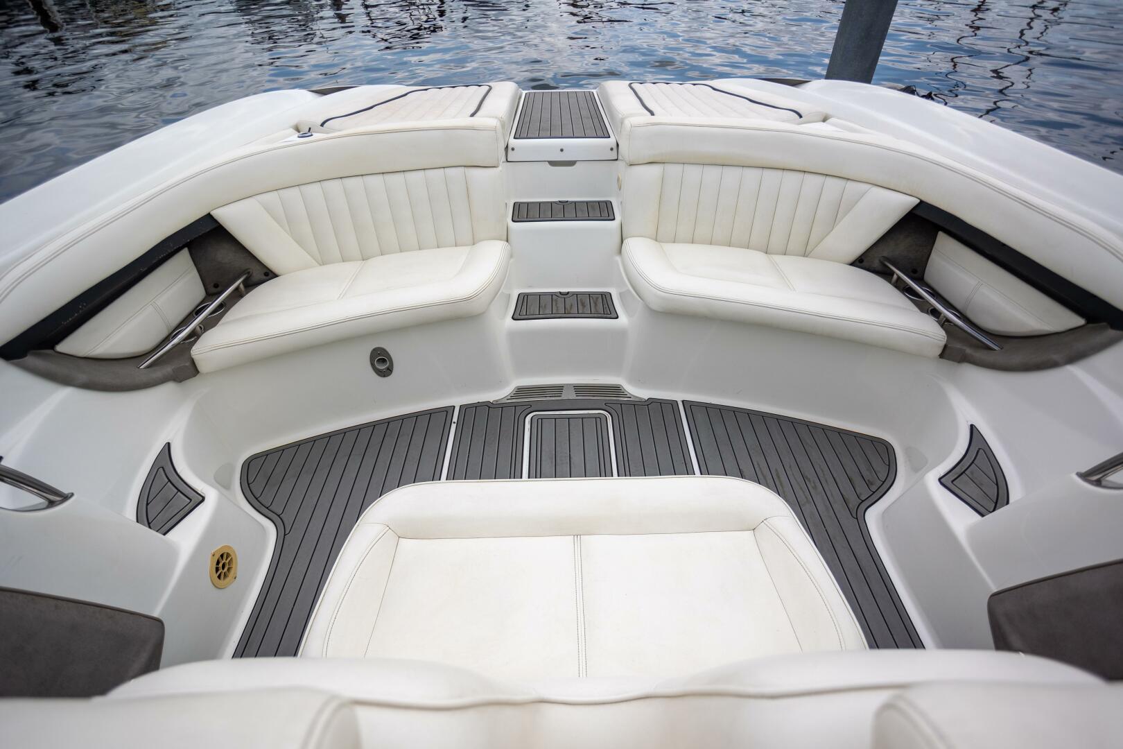 2005 Cobalt 343 - Image 6