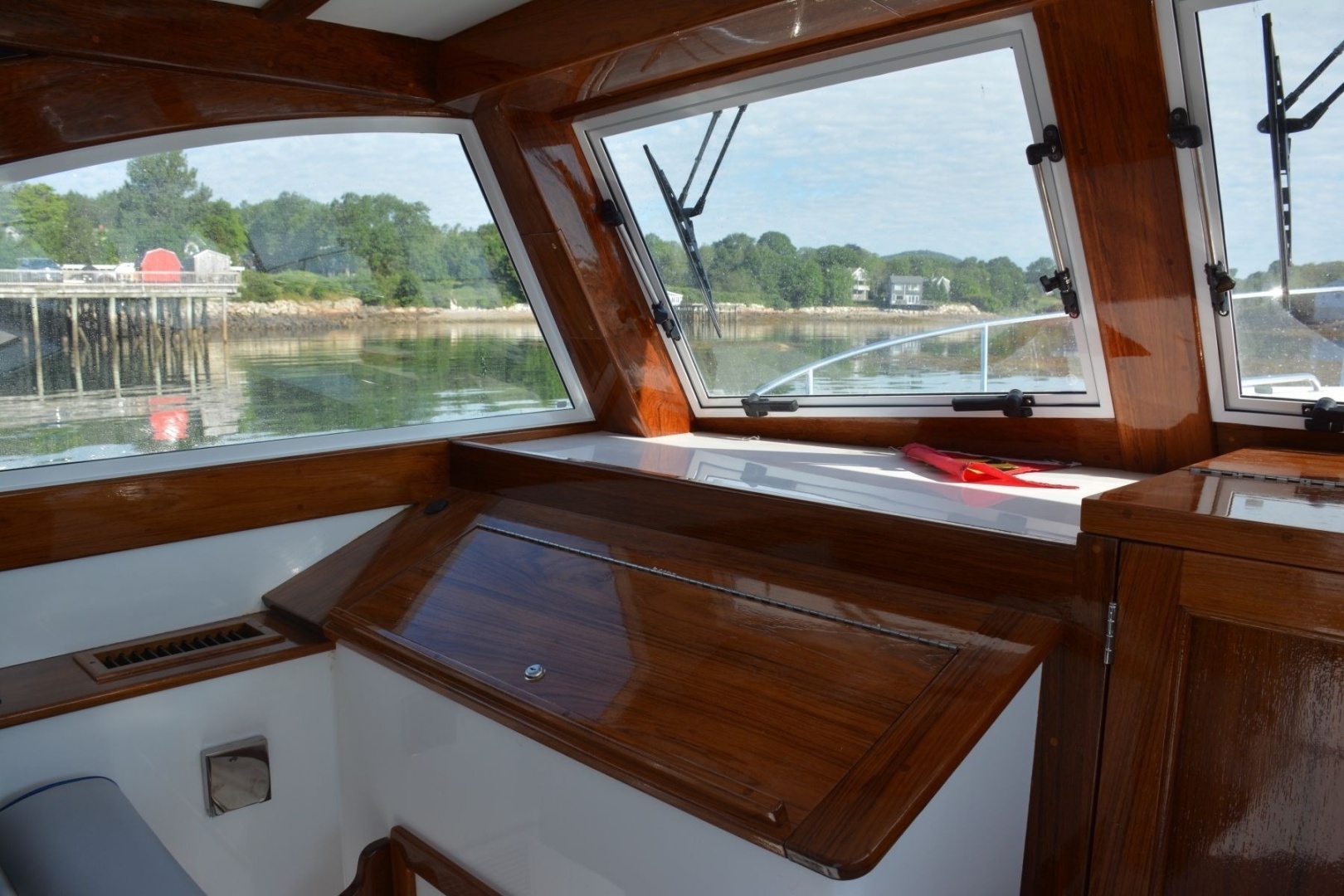 2022 Ellis 36 Express Cruiser - Image 20