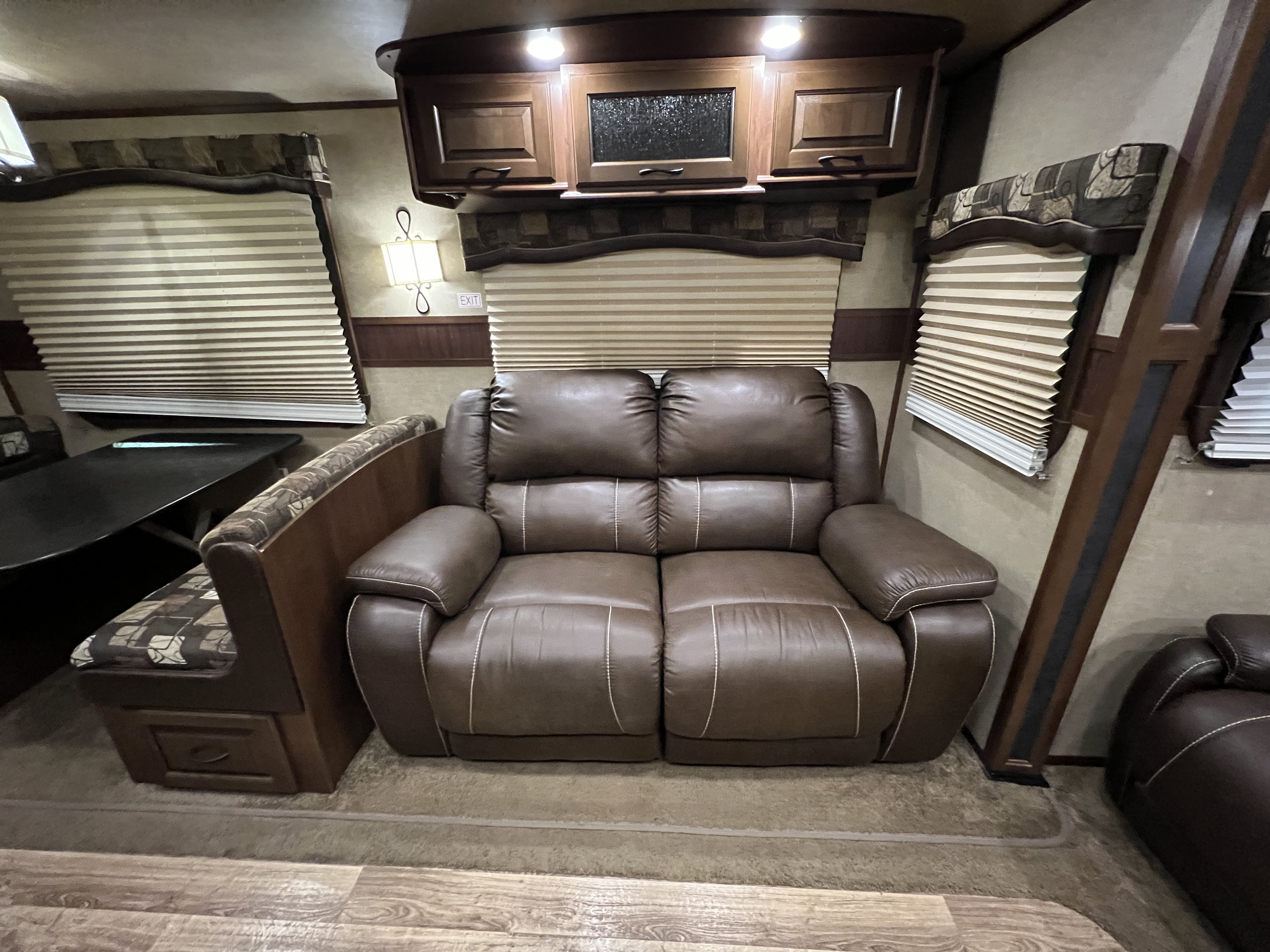 2015 Jayco Eagle Premier 375BHFS - Image 16