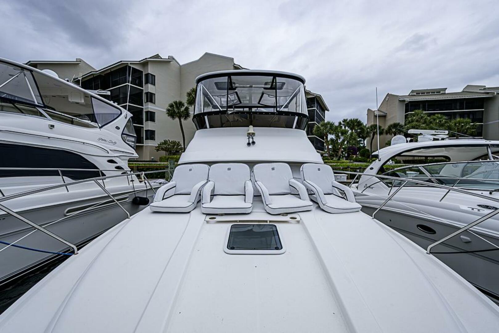 2000 Silverton 442 Cockpit Motoryacht - Image 6
