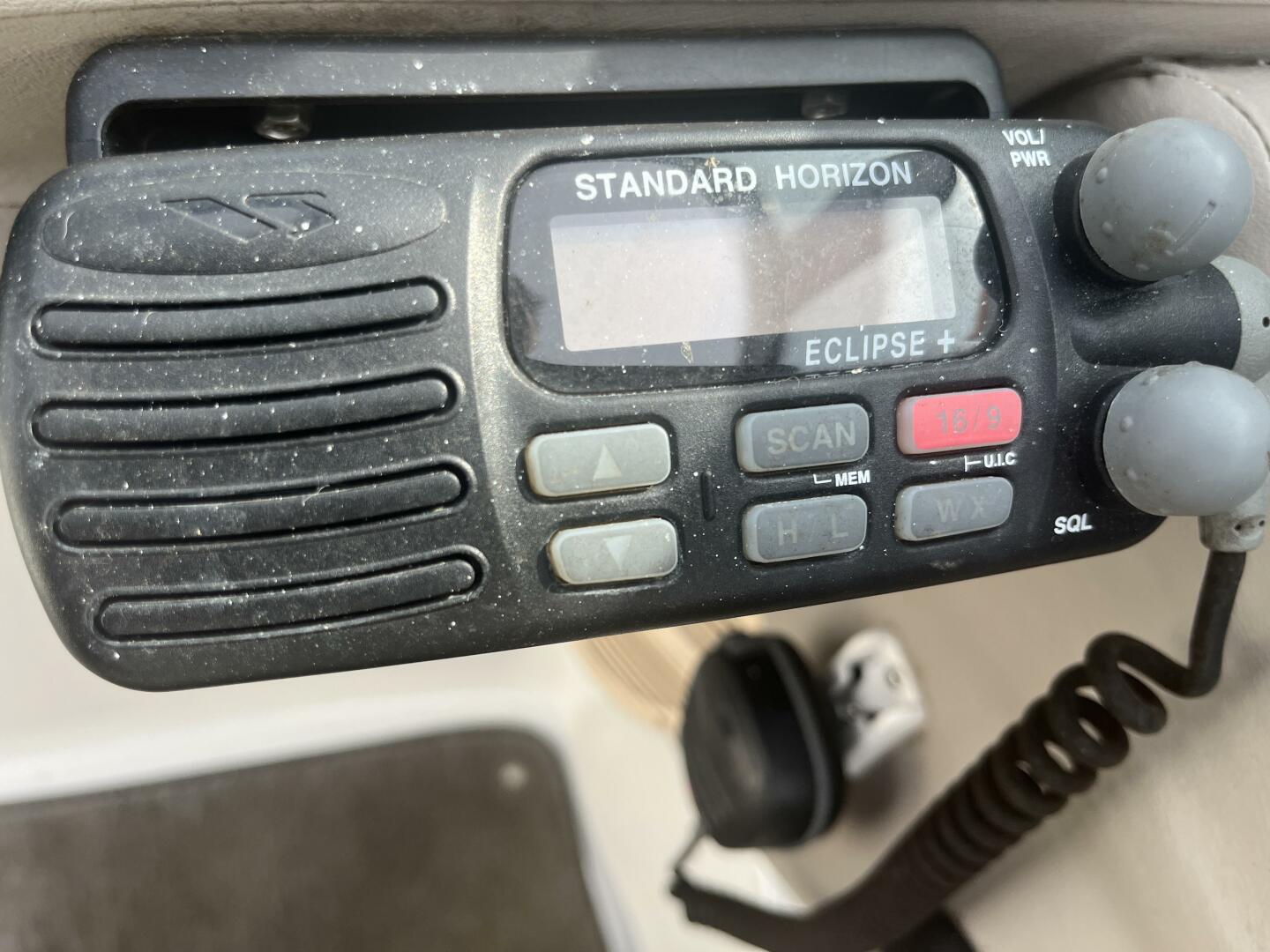2002 Cobalt 282 - Image 27