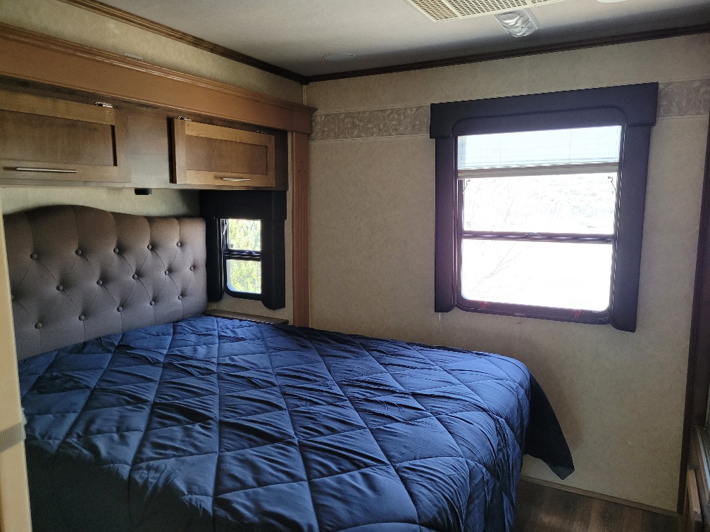 2006 Jayco Seneca HD 34 SS - Image 19