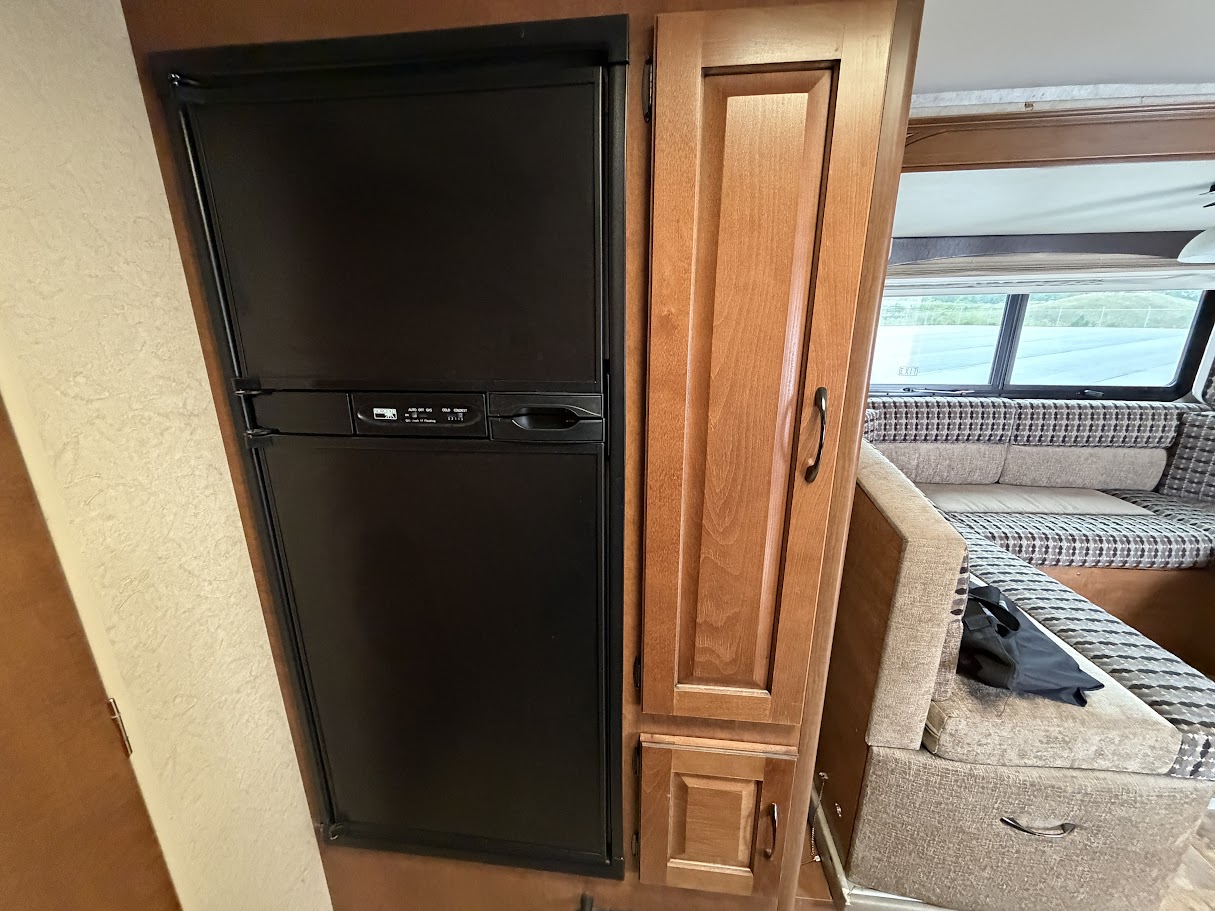 2016 Lance LANCE 2295 - Image 16