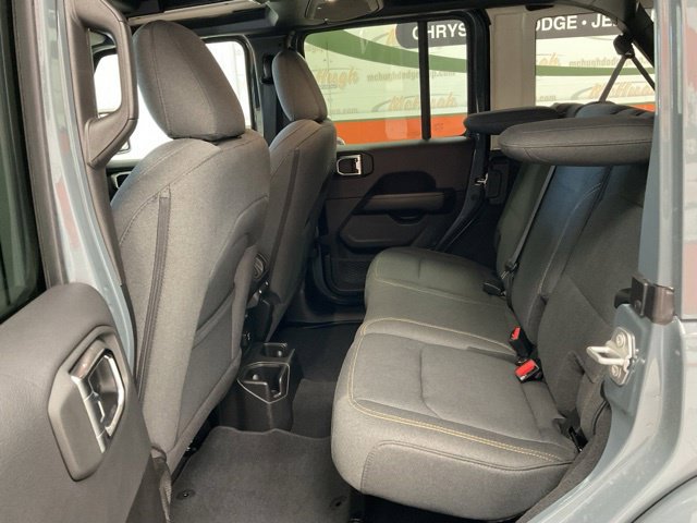 2026 Jeep Wrangler Sahara 4 Door 4x4 - Image 21