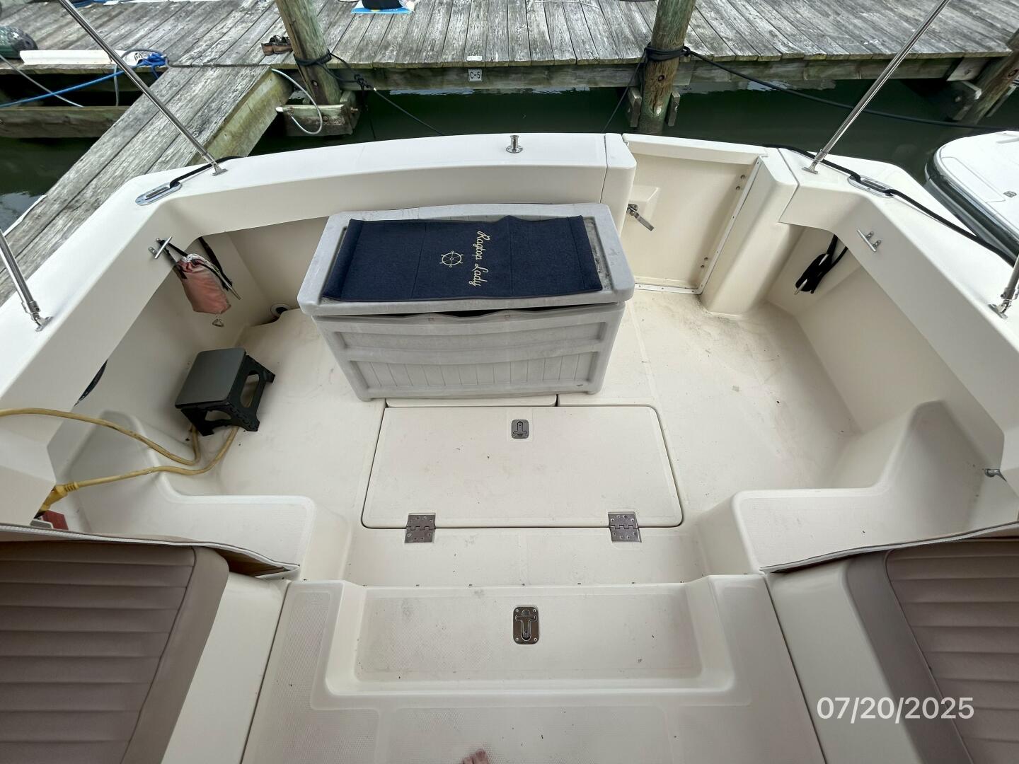 2006 Mainship Pilot 30 Base - Image 14