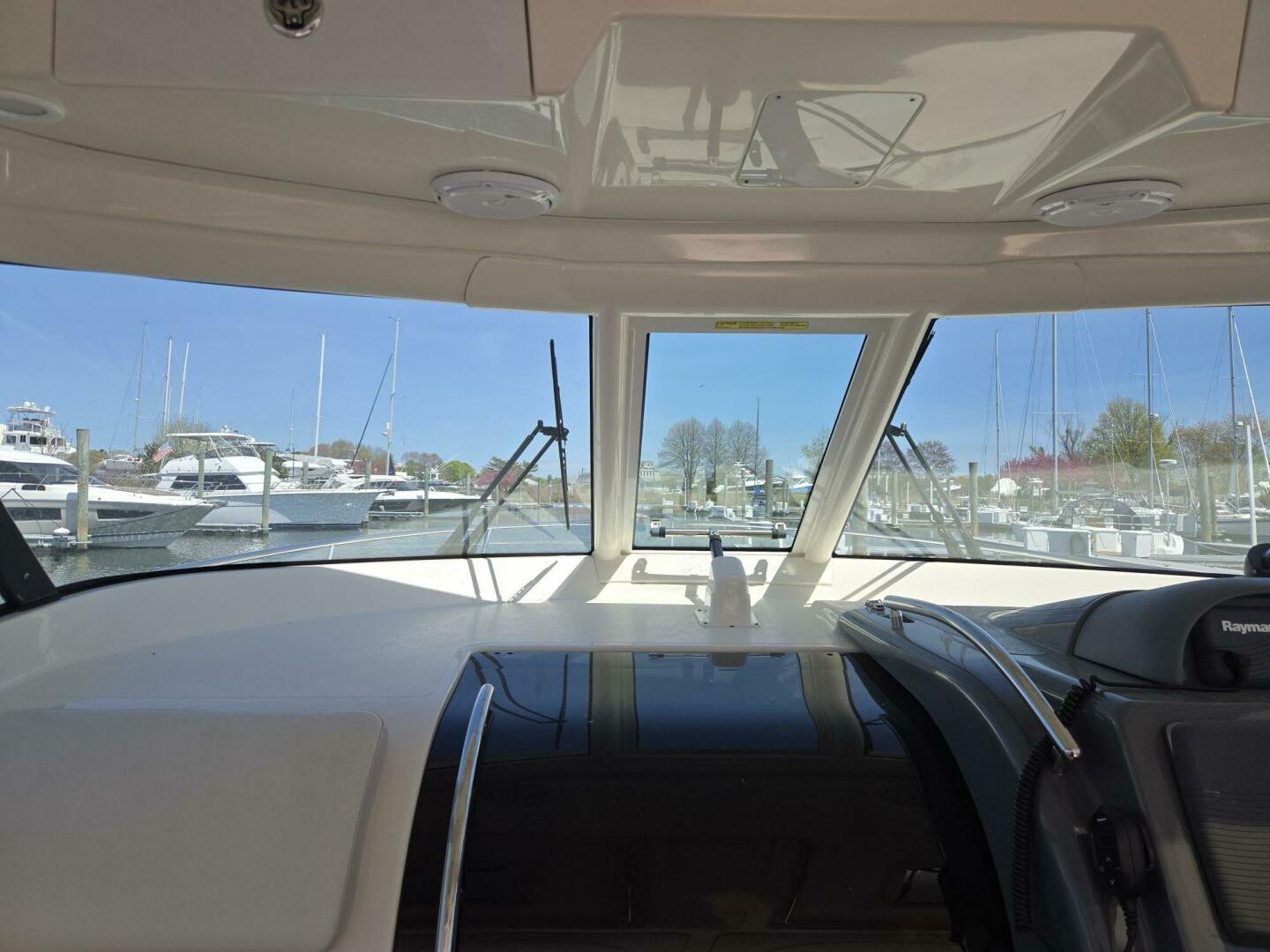 2013 Pursuit 345 Offshore - Image 16