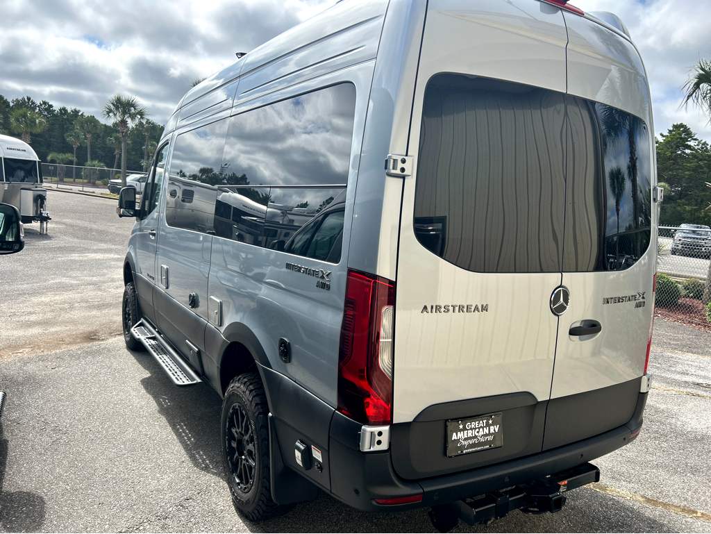 2027 AIRSTREAM INTERSTATE 19GTX - Image 3
