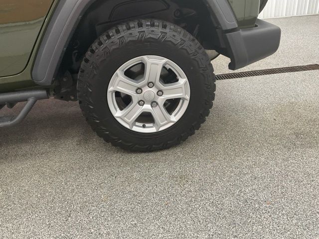2020 Jeep Wrangler Utility 4D Sport 4WD - Image 9