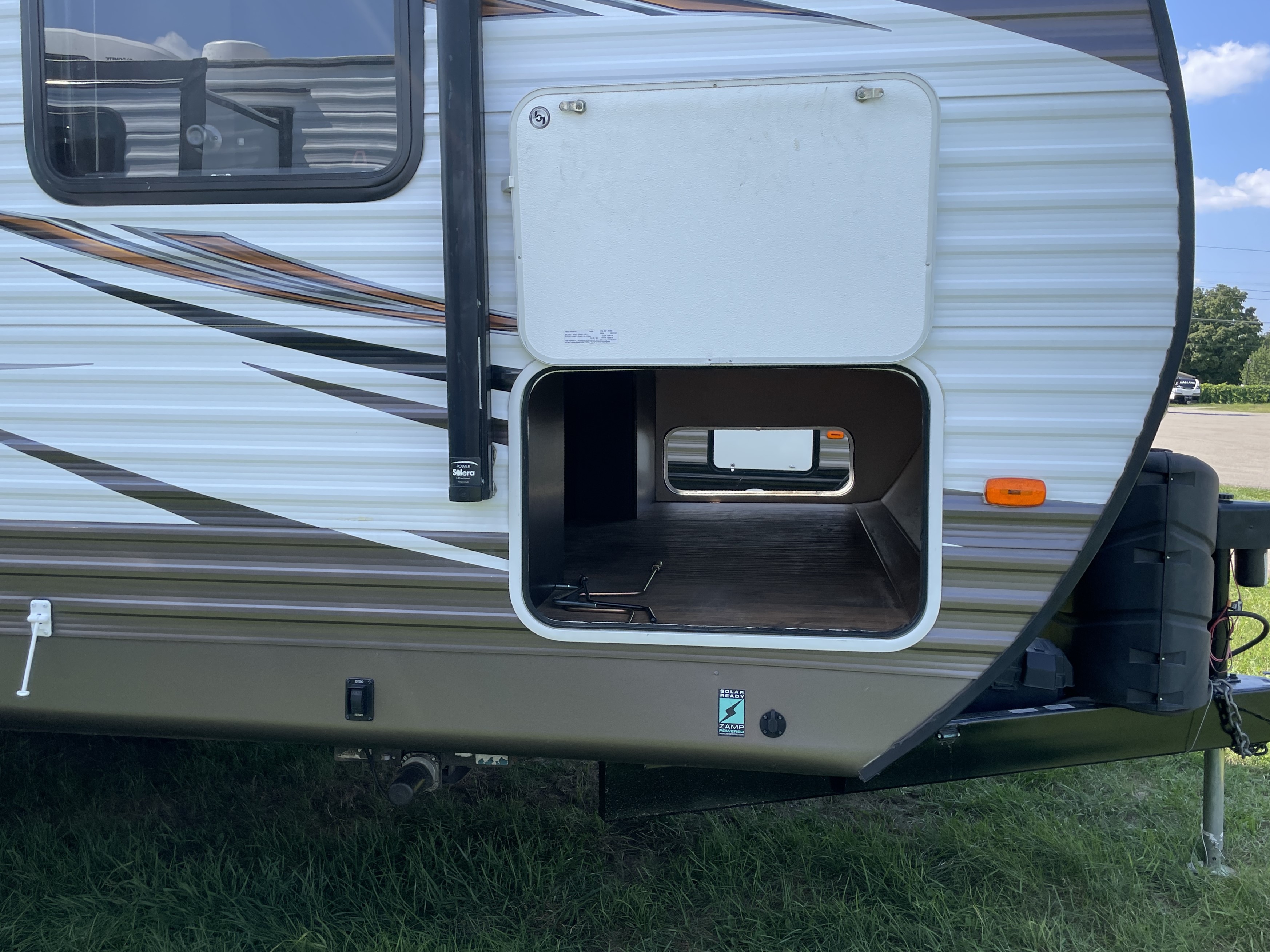 2017 Forest River Wildwood 28CKDS - Image 2