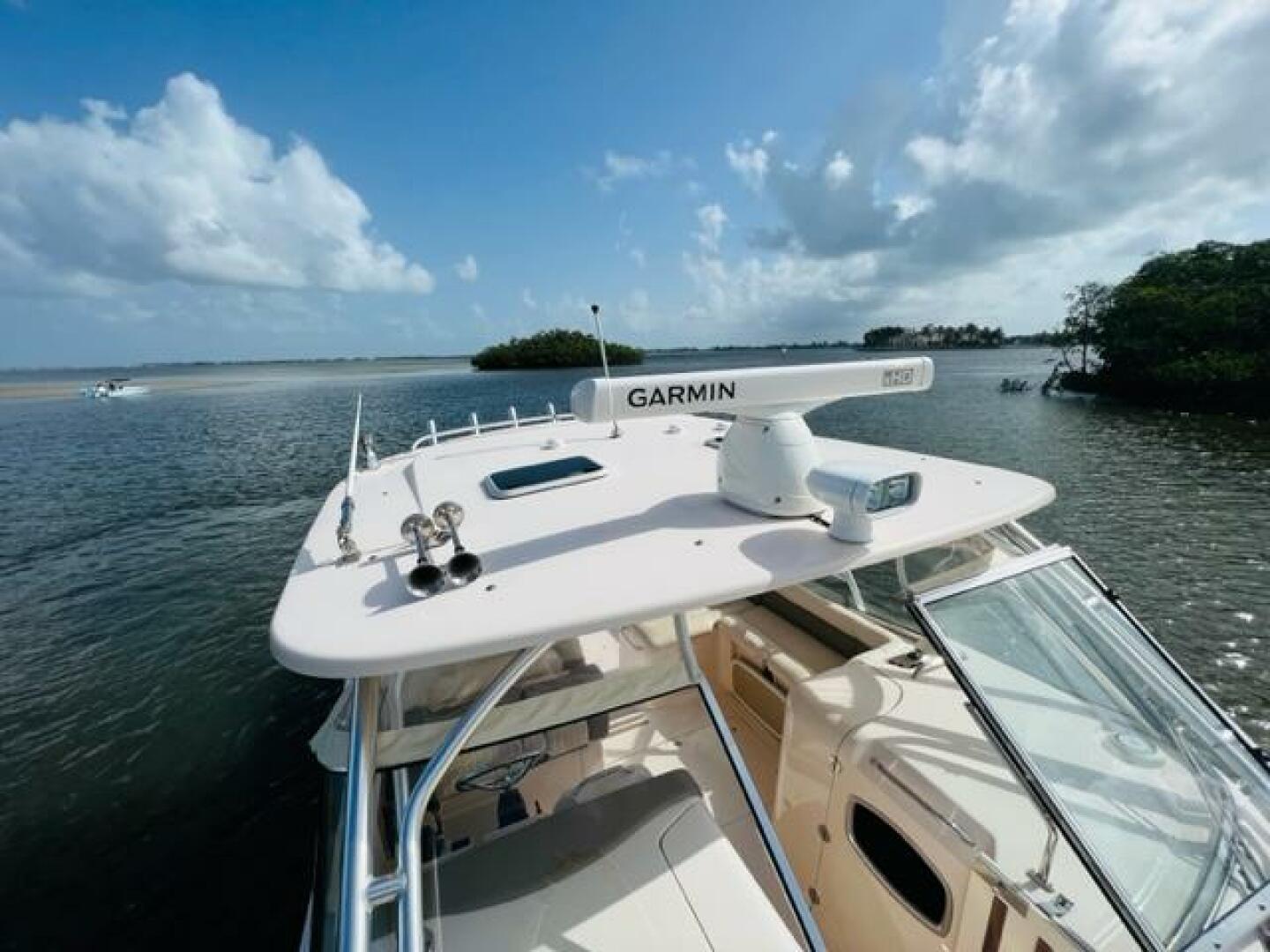 2014 Grady-White Freedom 335 - Image 19